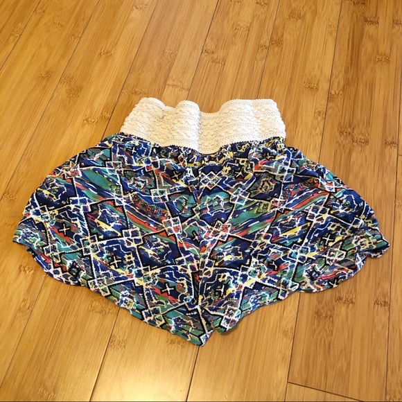 Joe B abstract fitted shorts - Picture 2 of 3